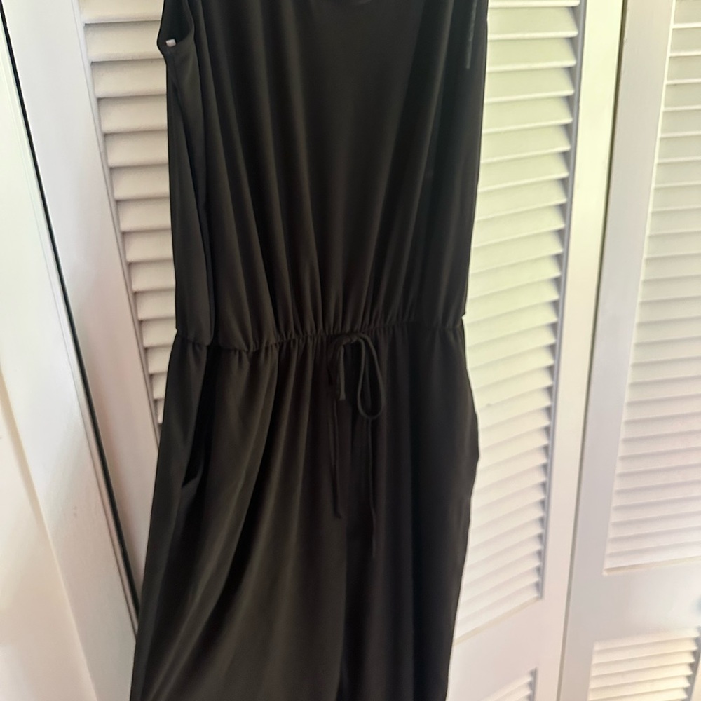 Black Sleeveless Jumpsuit/Romper - Picture 3 of 4